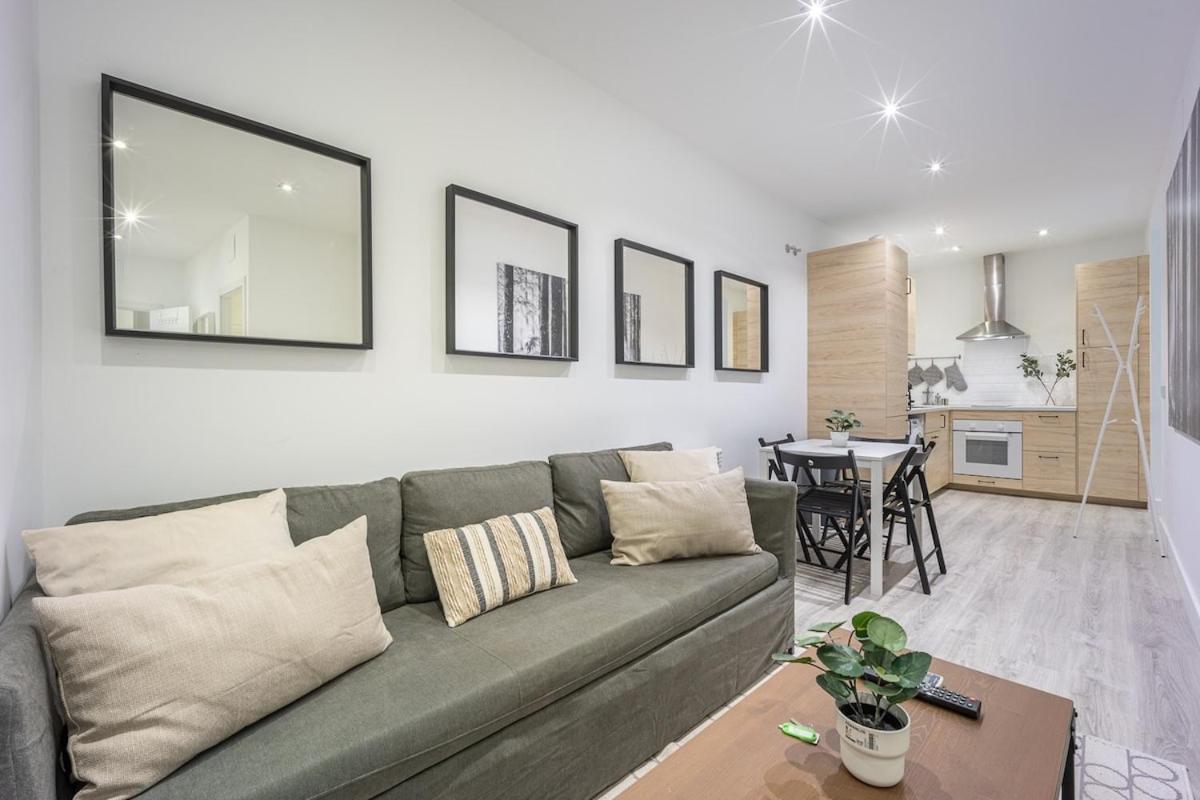 Encantador Apartamento En Atocha Apartment Madrid Luaran gambar